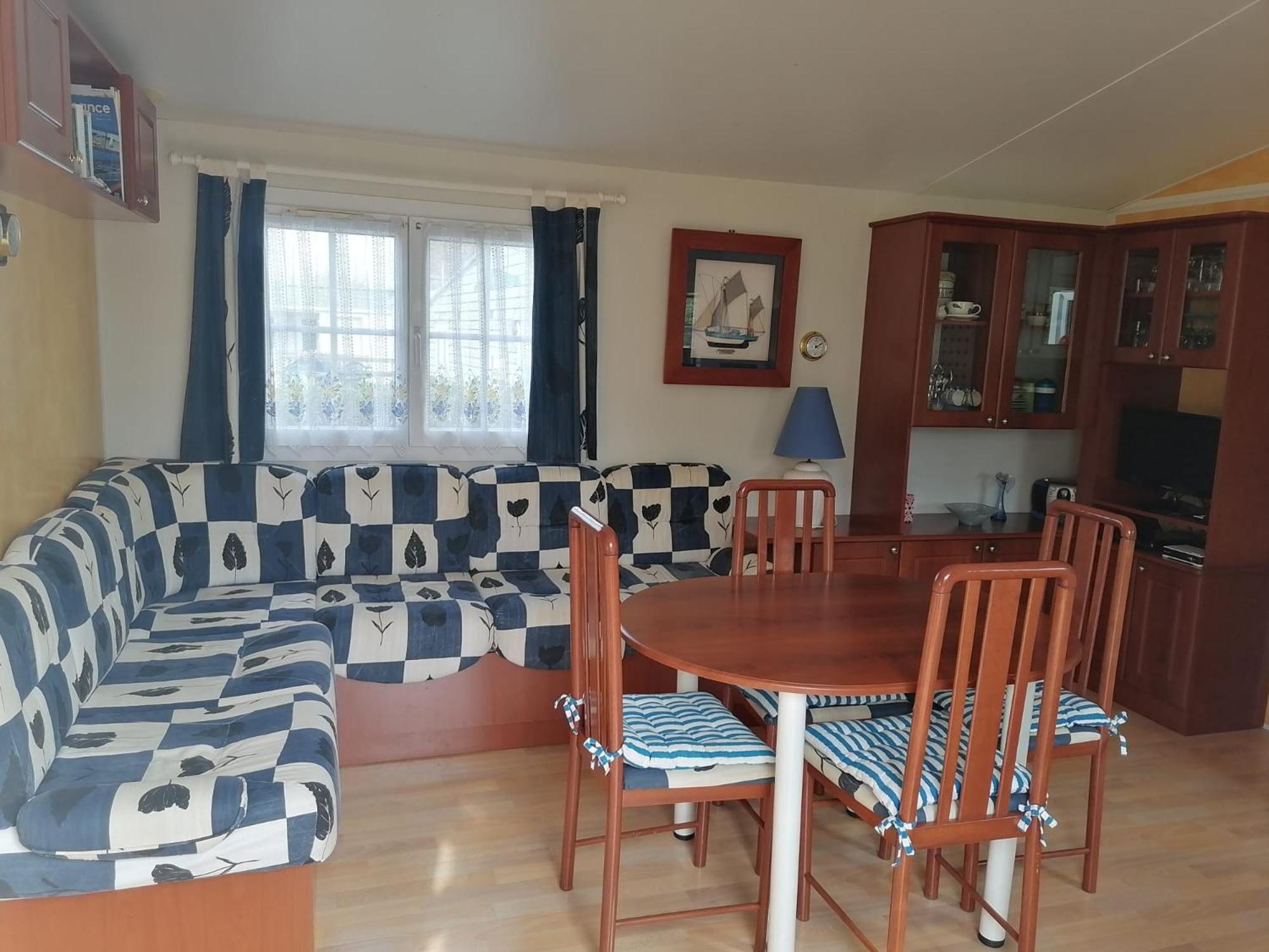 Mobil-Home Dans Camping Municipal Kermaria-Sulard エクステリア 写真